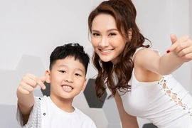 Nữ diễn viên “Về nhà đi con” khoe cậu quý tử đáng yêu