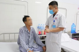 Bệnh nhân 58 tuổi có bàng quang to gấp 6 lần người thường