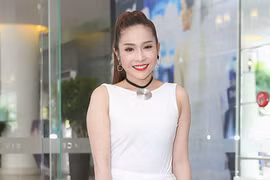 Khả Như tậu được nhà sau 3 tháng làm việc khủng khiếp