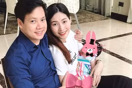 Đặng Thu Thảo khoe ảnh gia đình hạnh phúc sau khi sinh