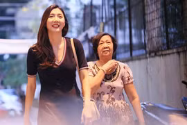 Siêu mẫu Ngọc Quyên tăng cân đáng kể khi mang bầu