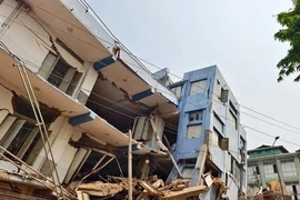 Kỹ năng ứng phó khi gặp động đất để an toàn tính mạng