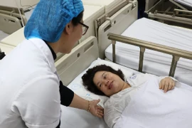 Sản phụ 37 tuổi bị vỡ tử cung khi mang song thai 33 tuần