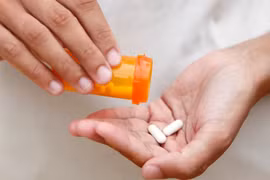 Có gì trong viên thuốc chữa ung thư giá 1 USD của Ấn Độ?