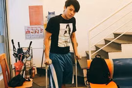 Harry Lu bị thương trên phim trường sau tai nạn mới hồi phục