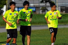 Bầu Đức mua áo tập 50 triệu đồng/chiếc cho U19 HAGL