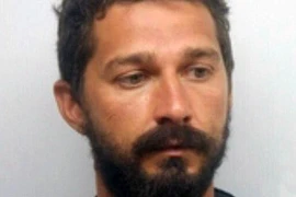 Ngôi sao “Transformers” Shia LaBeouf bị cảnh sát bắt giữ