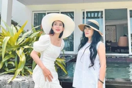 Mẹ vợ Lý Hải nhan sắc quá trẻ đẹp dù đã ở tuổi 66