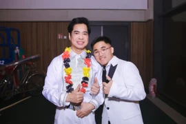 Chàng trai 17 tuổi gây ấn tượng khi song ca cùng danh ca Ngọc Sơn