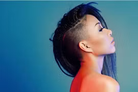 "Ngã ngửa" với những mái đầu của Sao Việt