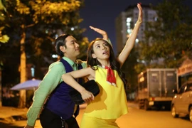 Chết cười vai diễn vừa dị vừa hài của Kiều Minh Tuấn - Thu Trang