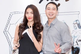 Lan Khuê và John Tuấn Nguyễn sánh đôi sau vụ cầu hôn