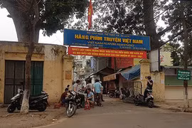 Bộ VH lên tiếng về việc bán rẻ Hãng phim truyện VN