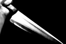 Đâm chết bố vì bị mắng không dọn nhà chuẩn bị Tết