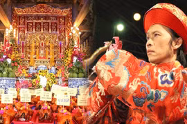 Hoài Linh, Vượng Râu bức xúc trước tin “loạn nhà thờ Tổ nghề”