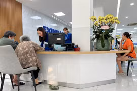 Nhiều người hủy thẻ tín dụng sau vụ Eximbank 8,8 tỷ đồng