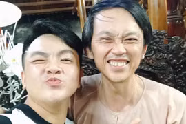 Con nuôi Hoài Linh từng đánh bại cả Phương Mỹ Chi giờ ra sao?