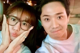 Ở nhà tránh dịch, Hari Won tiết lộ Trấn Thành ăn liên tục, hát cả ngày 