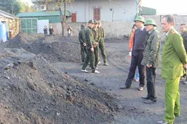 Bí thư Thành ủy Hạ Long đột kích “thiên đường than trái phép“