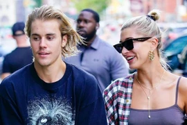 Justin Bieber và Hailey Baldwin chưa ký hợp đồng tiền hôn nhân