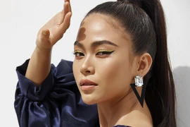 Mâu Thủy dọa phạt “tụt quần” mẫu nhí gây bức xúc