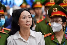 Đề xuất bỏ án tử hình với tội tham ô tài sản, tội nhận hối lộ