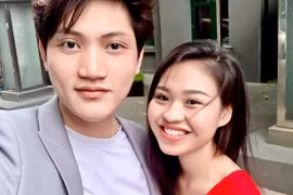 Lộ tin nhắn diễn viên Lê Lộc nói yêu Dương Việt Dũng