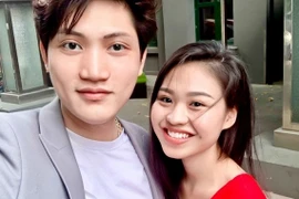 Lộ tin nhắn diễn viên Lê Lộc nói yêu Dương Việt Dũng