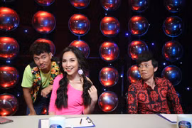 Hoài Linh, Hiền Thục "thích" làm việc với Tự Long hơn Xuân Bắc