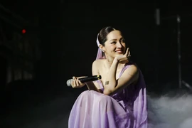 Bảo Anh lên tiếng về tin lấy chồng đại gia, bí mật sinh con