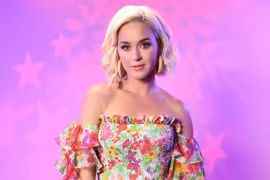 Giữa bão scandal, Katy Perry lại bị tố quấy rối tình dục nữ MC 