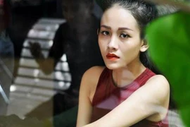 Mẫu nude Kim Phượng phản bác họa sĩ Ngô Lực: Tôi không bị điên