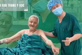 Kỳ tích thay khớp háng thành công cho cụ ông 99 tuổi