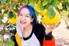 Bất ngờ với ngoại hình "nổi loạn" của con gái Thu Phương