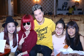 Đàm Vĩnh Hưng cùng học trò chuẩn bị đêm nhạc riêng