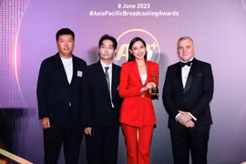 Vừa thắng vụ kiện, Thùy Tiên nhận tin vui đoạt giải ở quốc tế