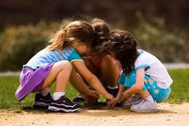 Muốn con thành công, giàu tình cảm hãy áp dụng 17 tuyệt chiêu này