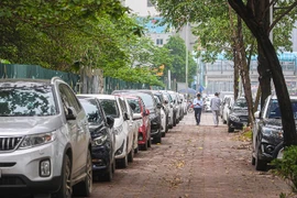 Hà Nội: Đề xuất dùng ngân sách xây bãi xe ngầm