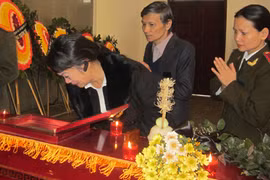 "Bố", "chồng" của chúng tôi đã thực sự không còn nữa