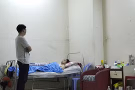 Thực hư tin vợ Nguyễn Hoàng ôm con bỏ đi khi chồng bệnh tật