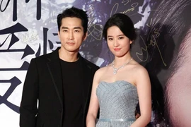 Lưu Diệc Phi và Song Seung Hun cố tình tránh mặt nhau