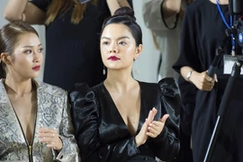 Phạm Quỳnh Anh phản ứng gì sau khi "chạm trán" Bảo Anh?