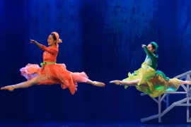 Nghệ sĩ muốn cống hiến nhưng tiền bồi dưỡng đủ mua hai cốc nước