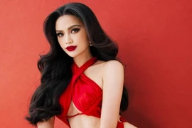 Ngọc Châu diện bikini nóng bỏng, Diễm My 9x quyến rũ