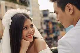 Trước ngày lên xe hoa, Chúng Huyền Thanh tung bộ ảnh cưới lung linh 