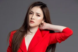 Thu hồi danh hiệu của Á hậu Thư Dung vì dính ồn ào