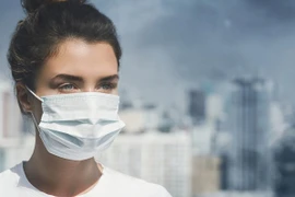 Bí quyết bảo vệ làn da giữa không khí ô nhiễm
