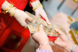 Nhà trai ngỏ ý thuê vàng tặng con dâu ngày cưới, kết bất ngờ