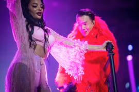 BTC liveshow 18+ có Binz, Soobin bị phạt 110 triệu vì diễn phản cảm