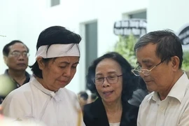 Văn tế đẫm nước mắt của bạn bè vĩnh biệt nghệ sĩ Chánh Tín